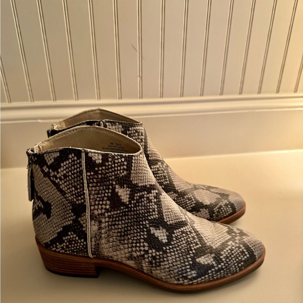 Dolce Vita snake booties